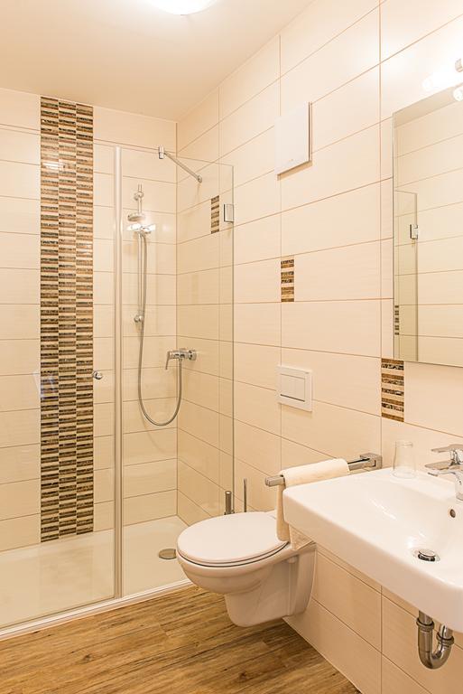 Hotel - Restaurant Eberlwirt Bruckberg Zewnętrze zdjęcie